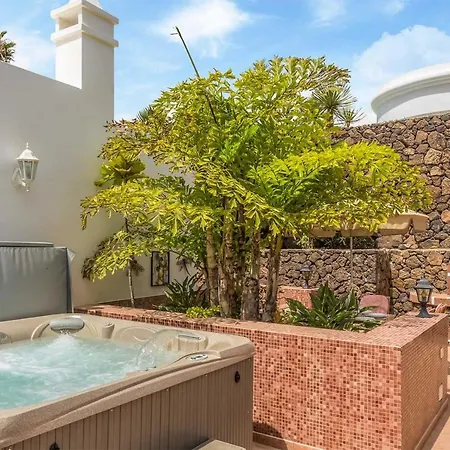 Puerto Del Carmen Sleeps 8 Air Con Wifi * Пуэрто дель Кармен